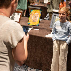 050925-CAS-art-show-candid-121